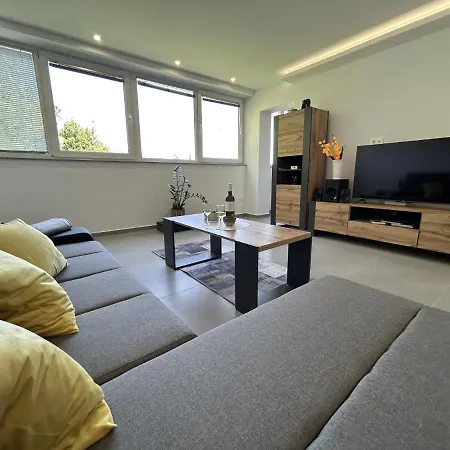Toni Apartment